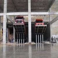 石灰快速卸車(chē)液壓翻車(chē)機(jī)廠家