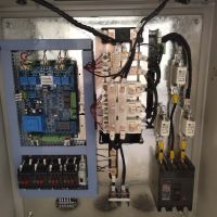 河南圣斯電氣專(zhuān)用調(diào)磁吸盤(pán)電器