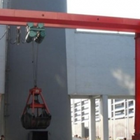張家口涿鹿縣抓斗門(mén)式起重機(jī)