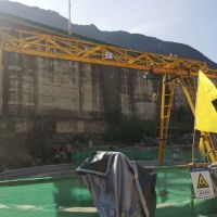 宜昌市夷陵區(qū)簡易龍門吊起重機各種型號起重機，行吊廠家直銷