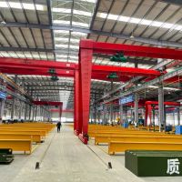 湖北省宜昌市西陵區(qū)半門式龍門吊起重機，龍門吊，行吊