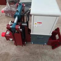 揚州起重機夾軌器，電器箱現(xiàn)貨