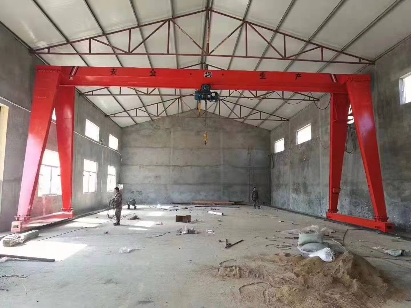?？?門(mén)式單梁起重機(jī) 廠家直銷(xiāo)