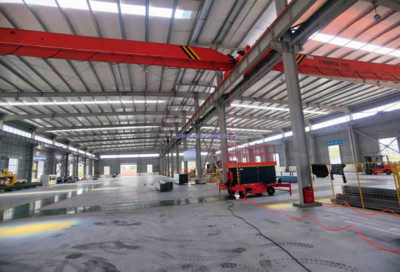 成都起重機(jī)，成都?xì)W式行車 四川新盛華起重機(jī)有限公司