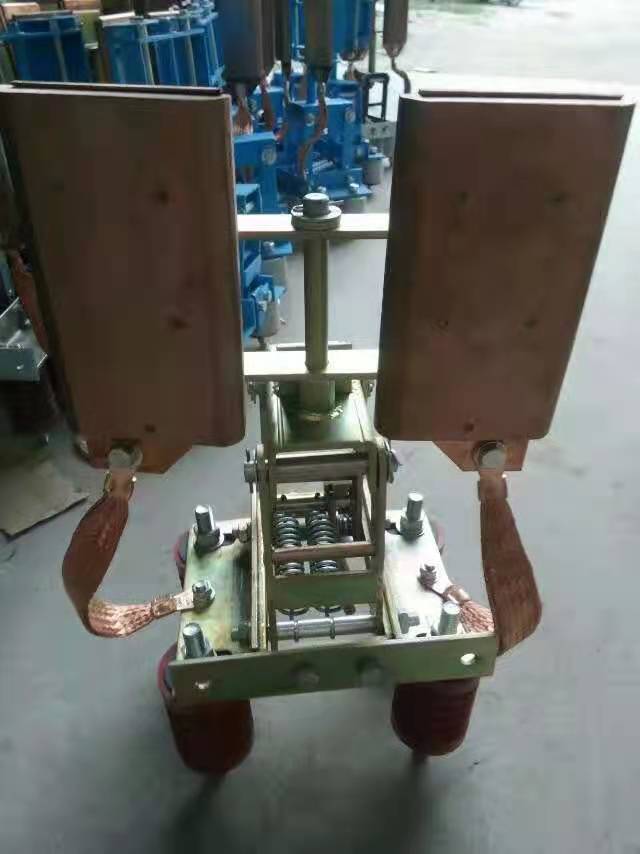 四級集電器 拉緊器 吊架
